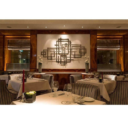 Dining room lighting using Soraa BRILLIANT PAR30 Long Neck 60 degree 3000K LED lamps